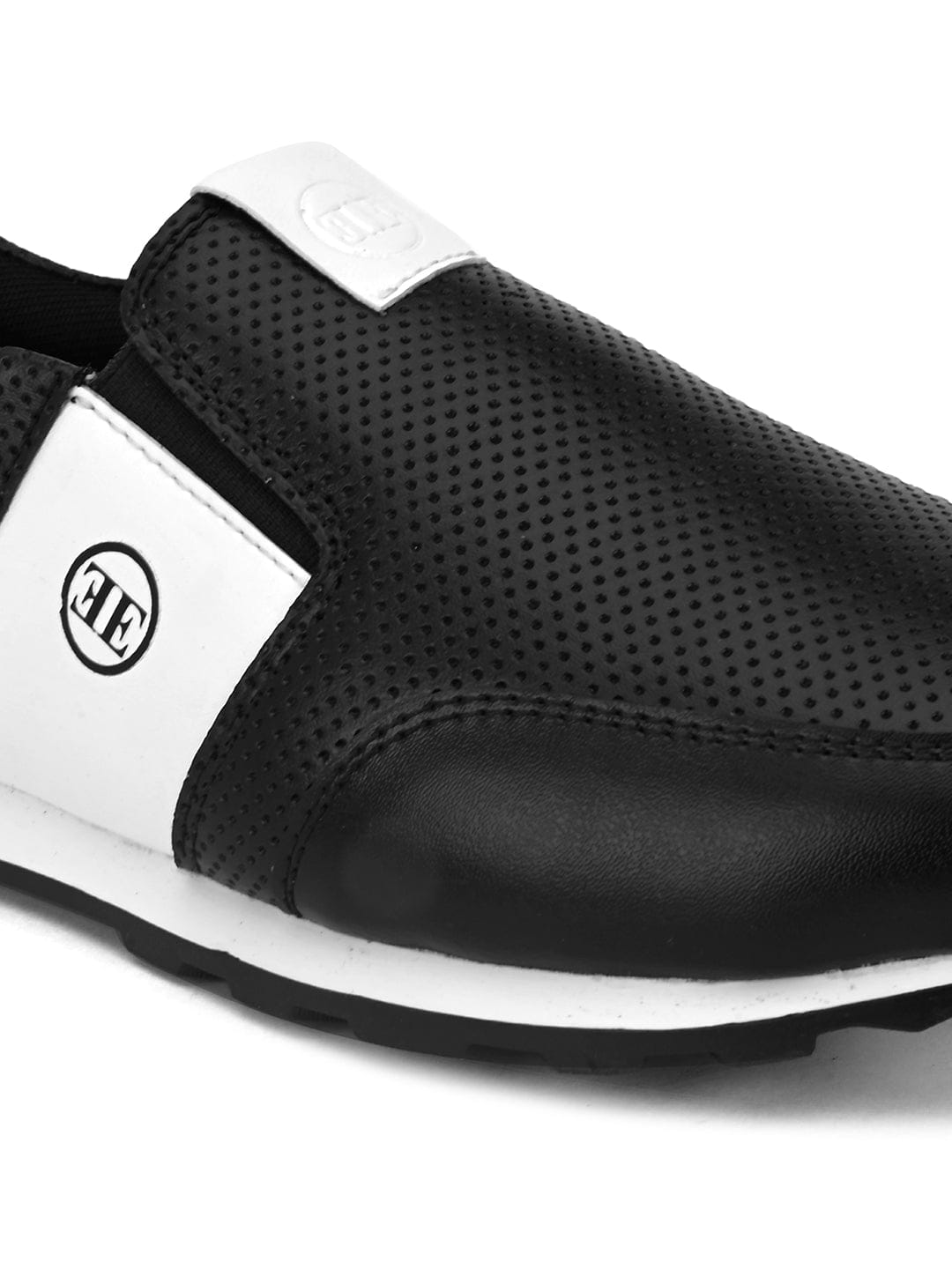 CLASSIC SLIP-ONS SNEAKERS - Z- 514 - Black